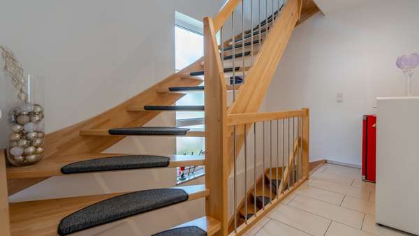 Treppenhaus Treppenhaus - Einfamilienhaus in 78224 Singen mit 129m² kaufen