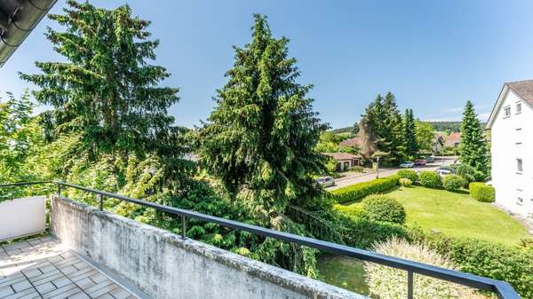 Blick vom Balkon - Etagenwohnung in 78234 Engen mit 77m² kaufen