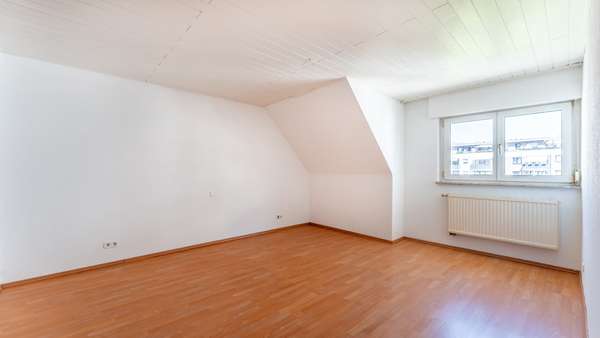 Schlafzimmer - Etagenwohnung in 78224 Singen mit 76m² kaufen