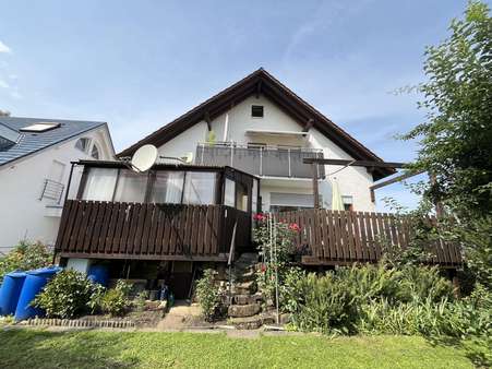 Ansicht vom Garten Ansicht vom Garten - Maisonette-Wohnung in 73037 Göppingen mit 111m² kaufen