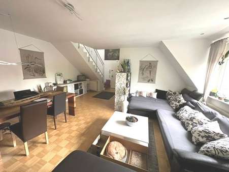 Wohnzimmer - Maisonette-Wohnung in 33330 Gütersloh mit 93m² kaufen