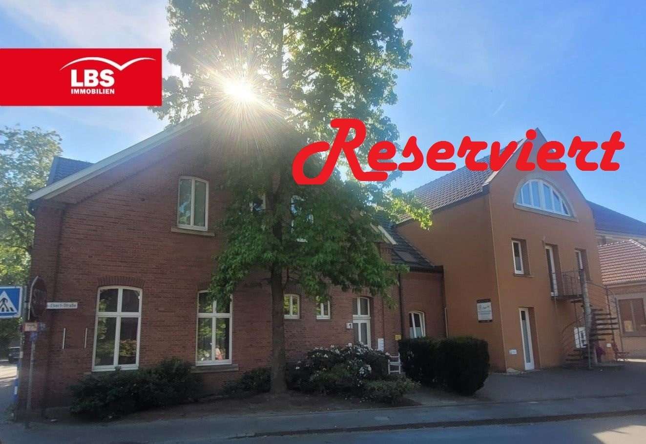 Seiteneingang Seiteneingang - Erdgeschosswohnung in 48268 Greven mit 131m² kaufen