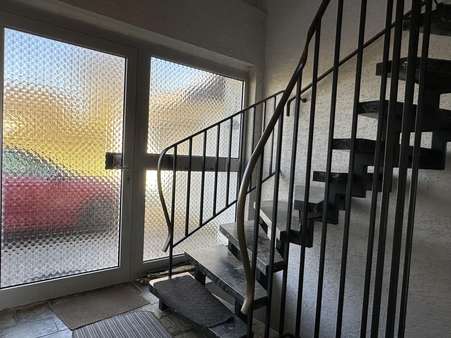 Treppenhaus - Einfamilienhaus in 32825 Blomberg mit 109m² kaufen