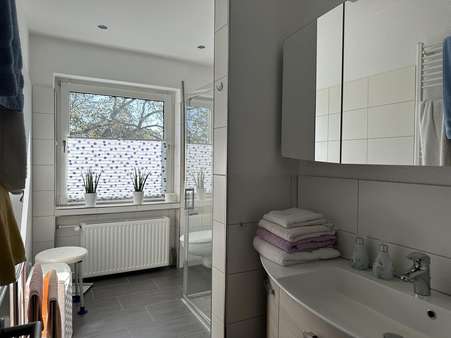 Duschbad - Dachgeschosswohnung in 32756 Detmold mit 120m² kaufen
