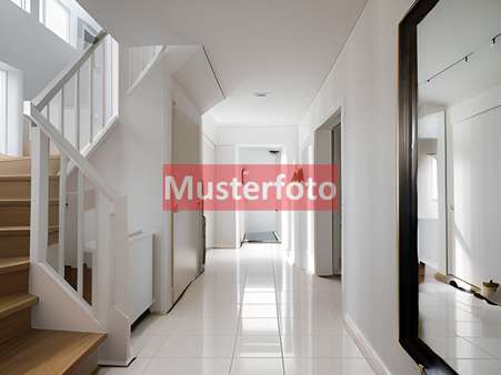 Diele Diele - Einfamilienhaus in 32791 Lage mit 120m² kaufen