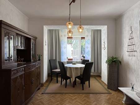 Wohnzimmer - Doppelhaushälfte in 32825 Blomberg mit 173m² kaufen