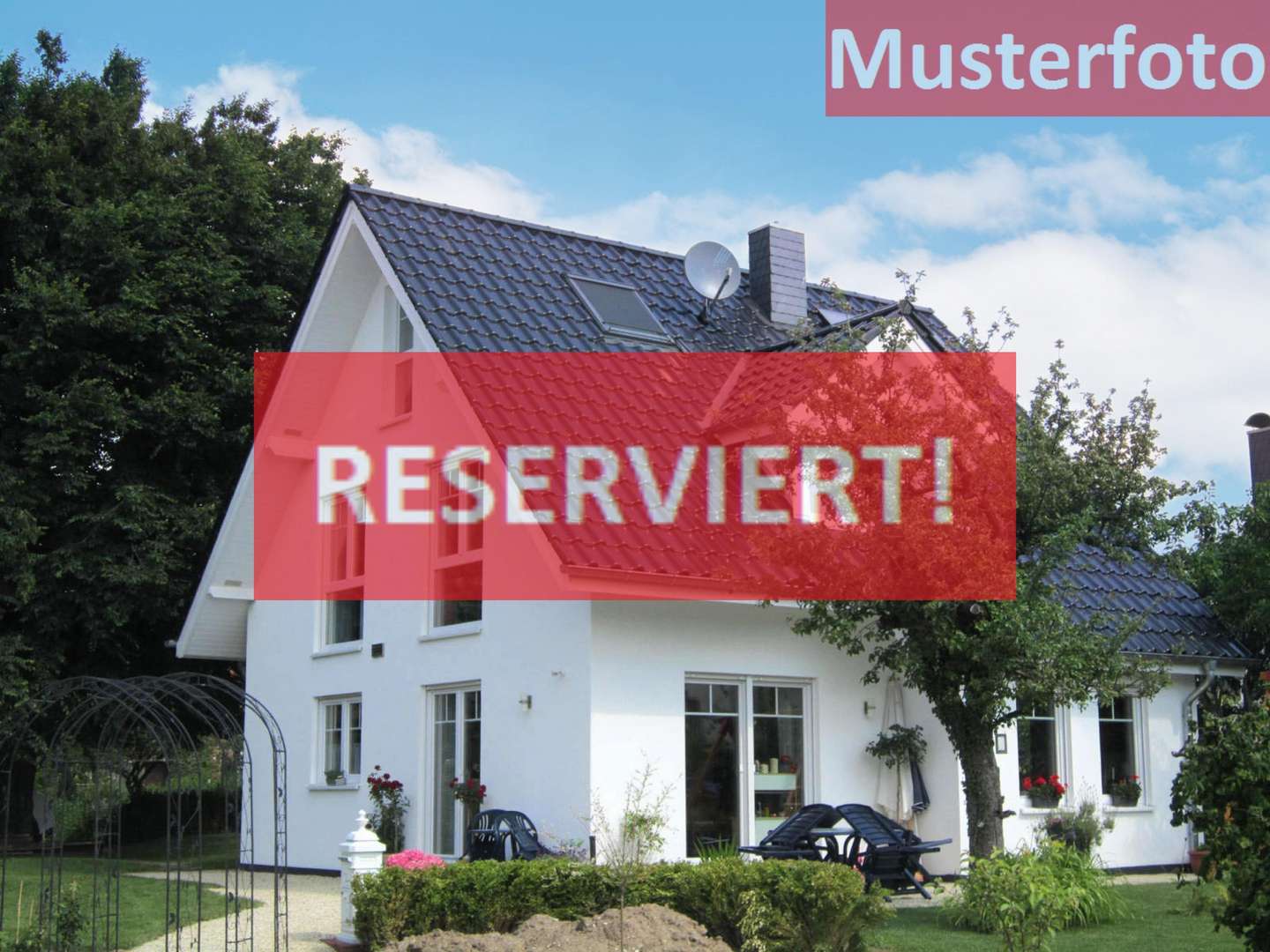 Titelbild - Einfamilienhaus in 32791 Lage mit 135m² kaufen
