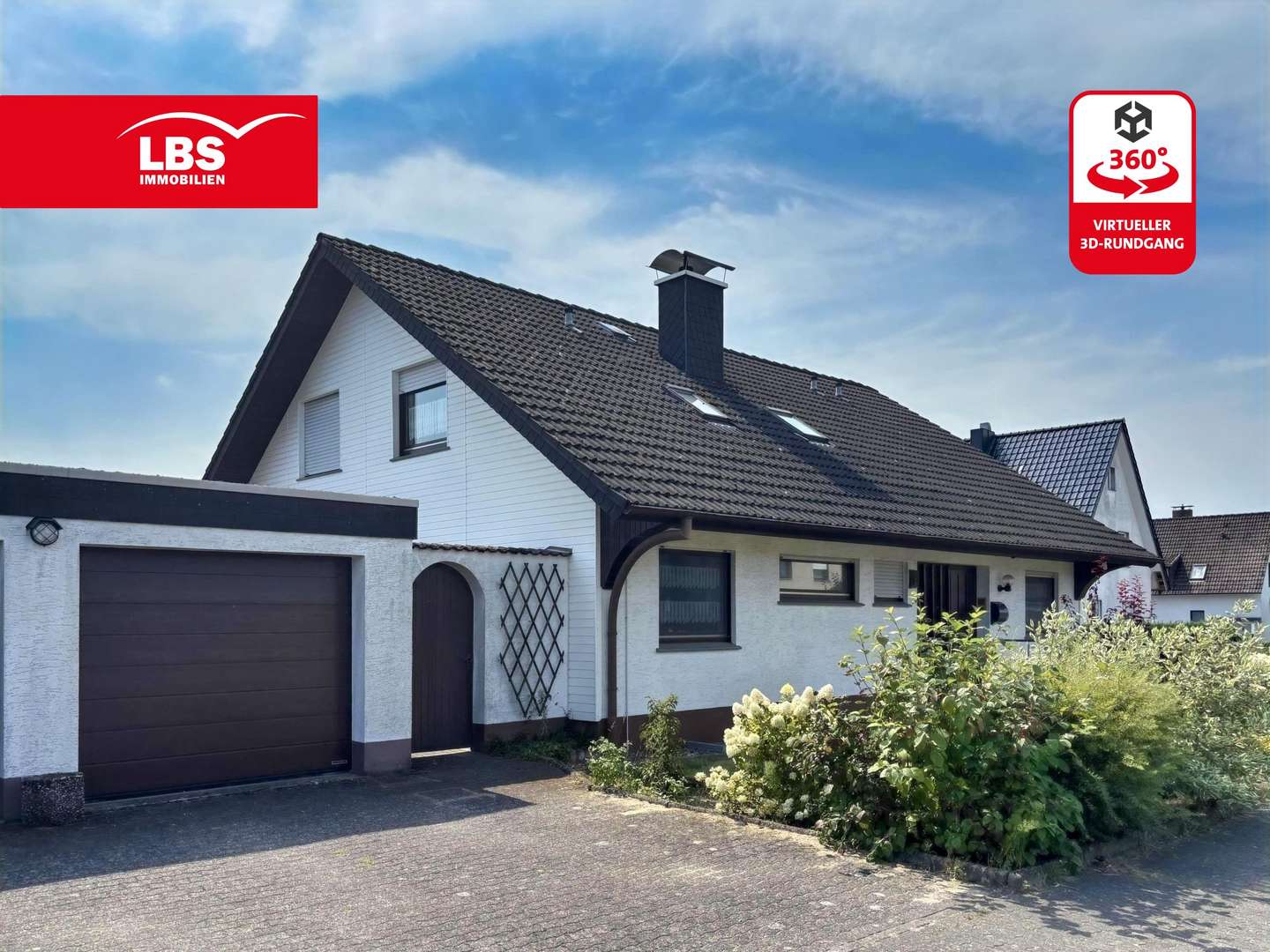 Titelbild Titelbild - Einfamilienhaus in 32832 Augustdorf mit 196m² kaufen