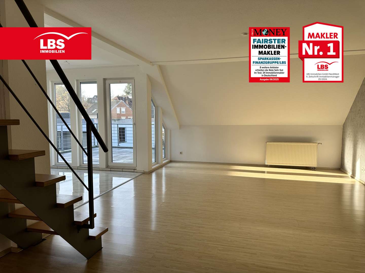Wohn-/Ess-/Küchenbereich - Dachgeschosswohnung in 32760 Detmold mit 100m² kaufen