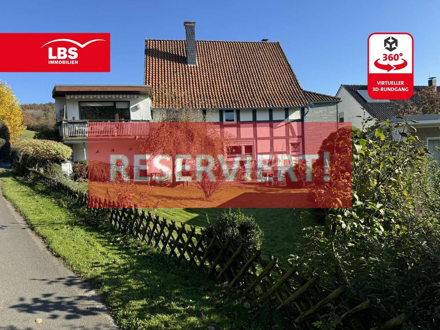 Titelbild Titelbild - Einfamilienhaus in 32694 Dörentrup mit 219m² kaufen