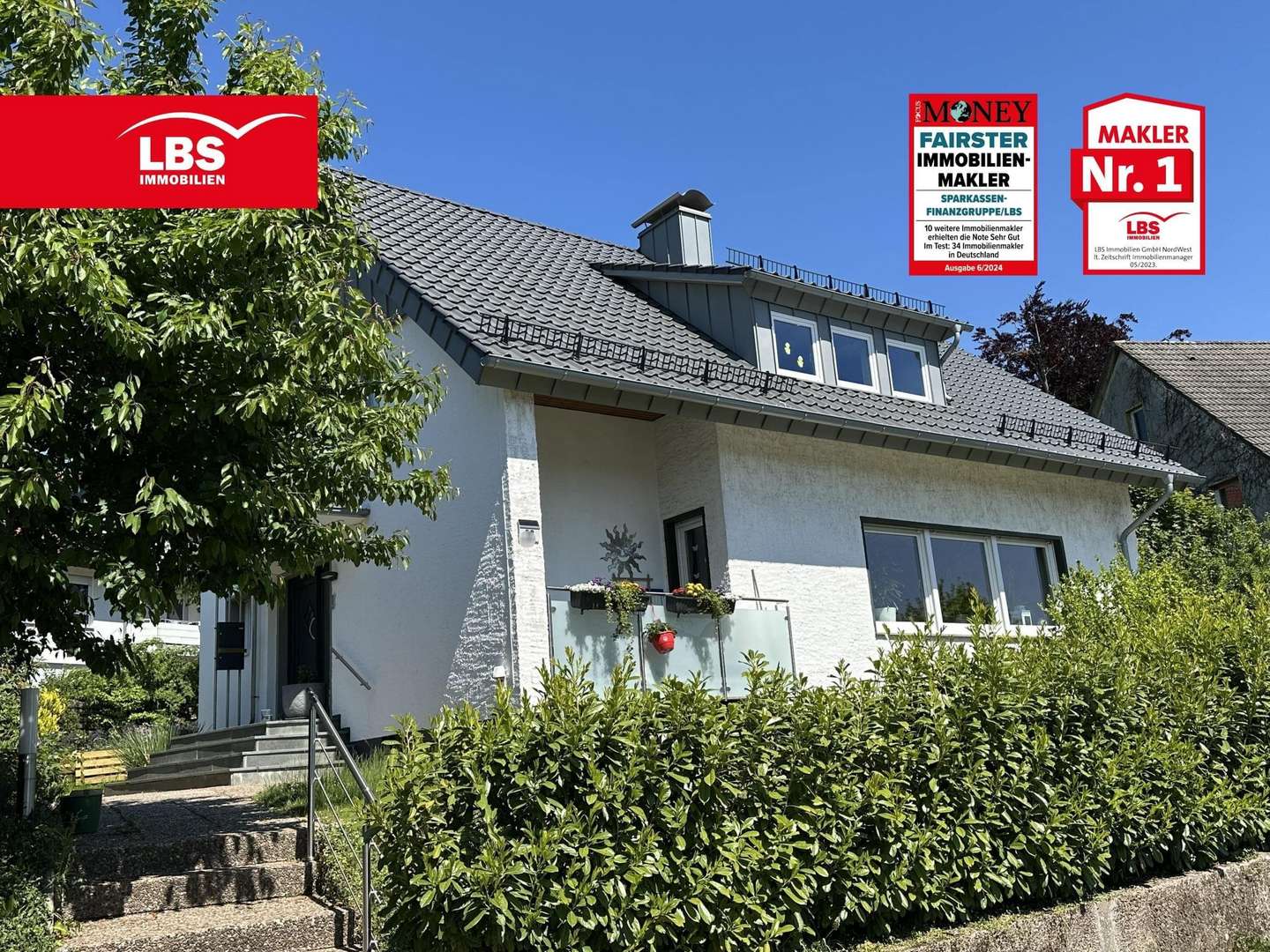 Vorderansicht-Hauseingang - Zweifamilienhaus in 32791 Lage mit 158m² kaufen