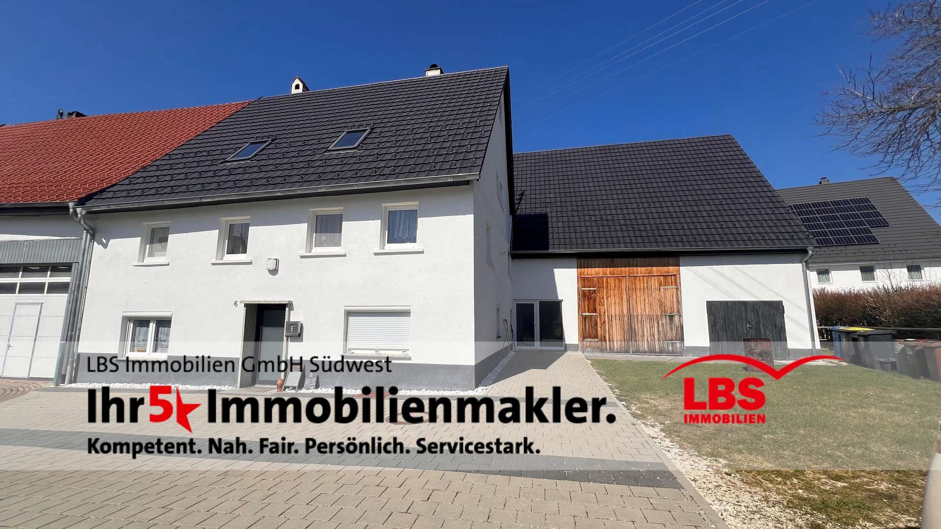 Wohnhaus - Straßenansicht - Doppelhaushälfte in 78600 Kolbingen mit 155m² kaufen