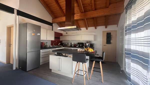 Küche inkl. Einbauküche Küche inkl. Einbauküche - Dachgeschosswohnung in 78606 Seitingen-Oberflacht mit 103m² kaufen