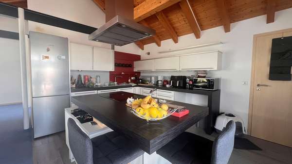 Küche inkl. Einbauküche Küche inkl. Einbauküche - Dachgeschosswohnung in 78606 Seitingen-Oberflacht mit 103m² kaufen