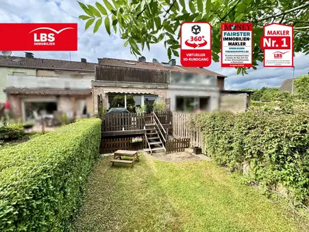 Schmuckes Haus: Modern, sympathisch, tolles Platzangebot und hoch aktuell!