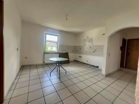 Whg. Nr. 4 re., Küche Whg. Nr. 4 re., Küche - Etagenwohnung in 47445 Moers mit 156m² kaufen