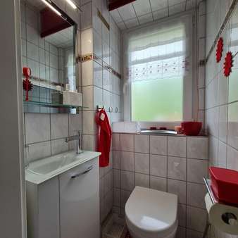 Gäste WC EG - Doppelhaushälfte in 47169 Duisburg mit 103m² kaufen