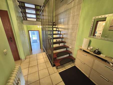 Flurbereich Erdgeschoss Flurbereich Erdgeschoss - Reihenmittelhaus in 47167 Duisburg mit 102m² kaufen