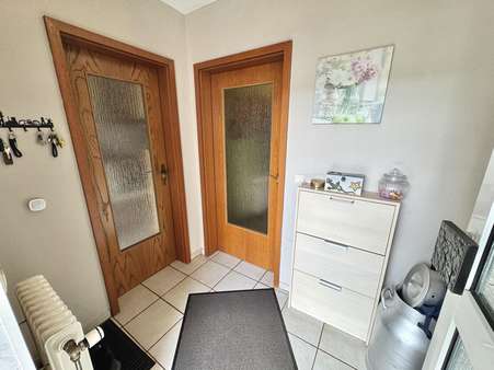 Windfang Windfang - Reihenmittelhaus in 47167 Duisburg mit 102m² kaufen