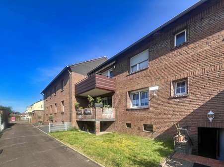 Ansicht hinten, Ausgang zum Garten Ansicht hinten, Ausgang zum Garten - Etagenwohnung in 47445 Moers mit 156m² kaufen