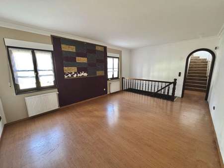 Wohnzimmer - Einfamilienhaus in 47137 Duisburg mit 158m² kaufen