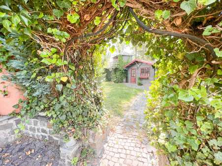Eingang Garten - Ausstellungsfläche in 59557 Lippstadt mit 145m² kaufen