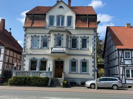 Hausansicht - Mehrfamilienhaus in 34431 Marsberg mit 180m² günstig kaufen