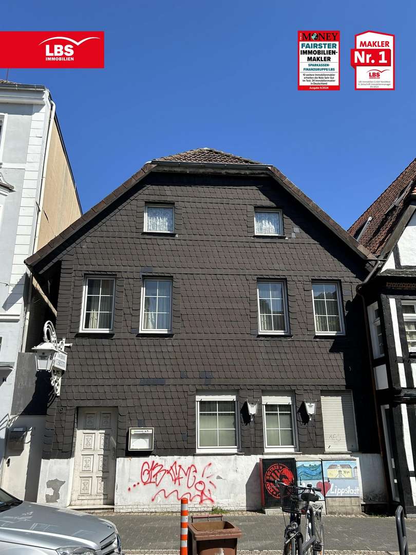 Straßenansicht Westseite - Mehrfamilienhaus in 59555 Lippstadt mit 260m² kaufen
