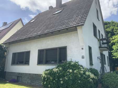 Einfamilienhaus in guter Lage - Einfamilienhaus in 59557 Lippstadt mit 161m² als Kapitalanlage kaufen
