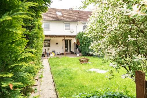 Garten-/Terrassenansicht - Reihenmittelhaus in 59557 Lippstadt mit 64m² kaufen
