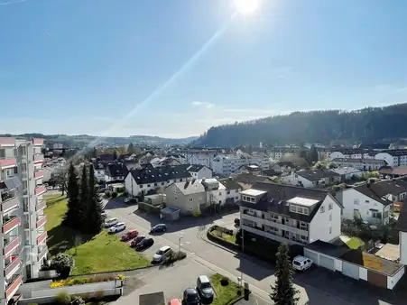 Helle Wohnung mit tollem Weitblick ins Grüne