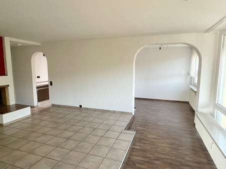 Wohnzimmer Richtung Essbereich - Etagenwohnung in 79650 Schopfheim mit 72m² kaufen