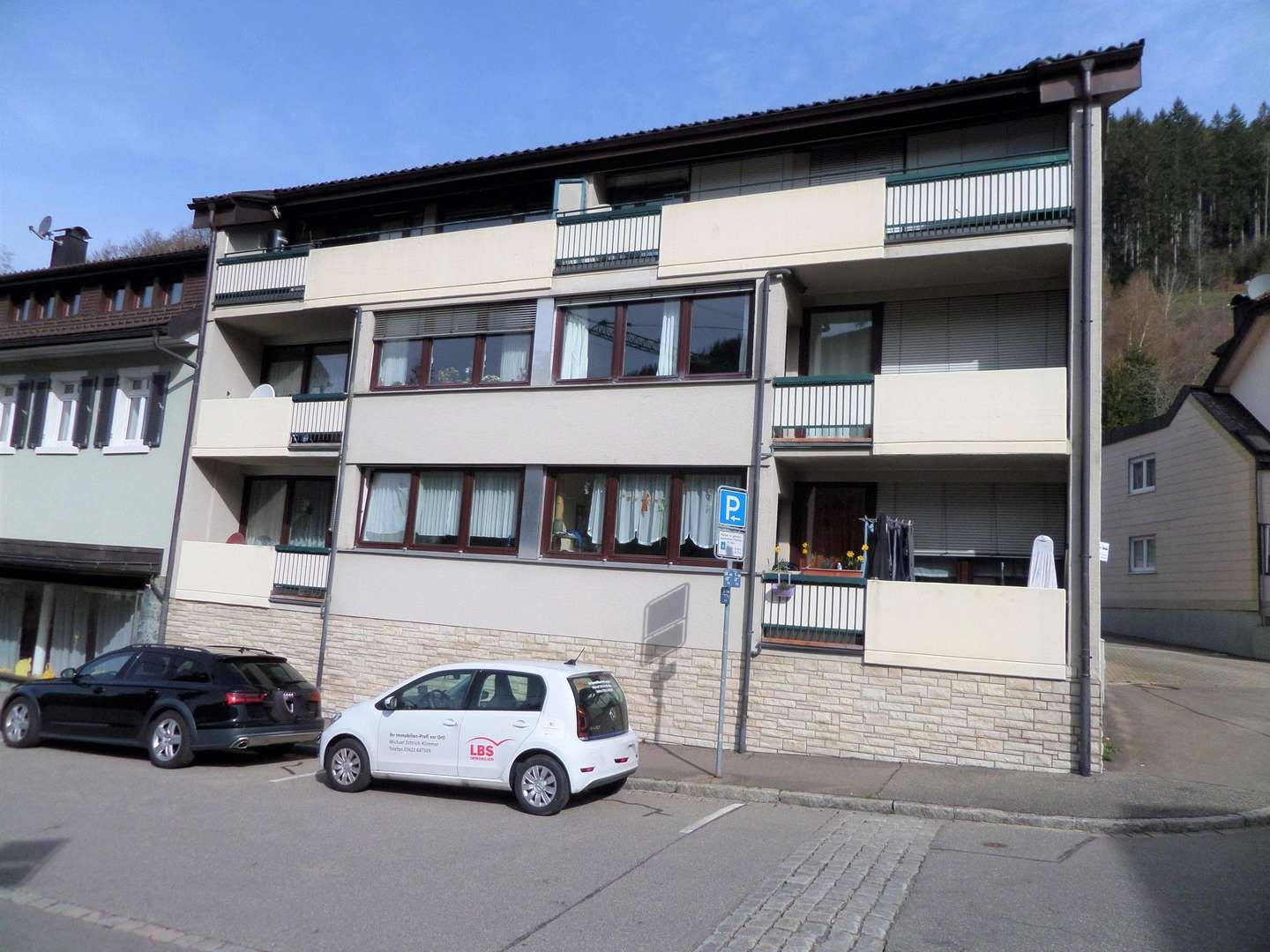 Vorderansicht - Mehrfamilienhaus in 79674 Todtnau mit 401m² kaufen