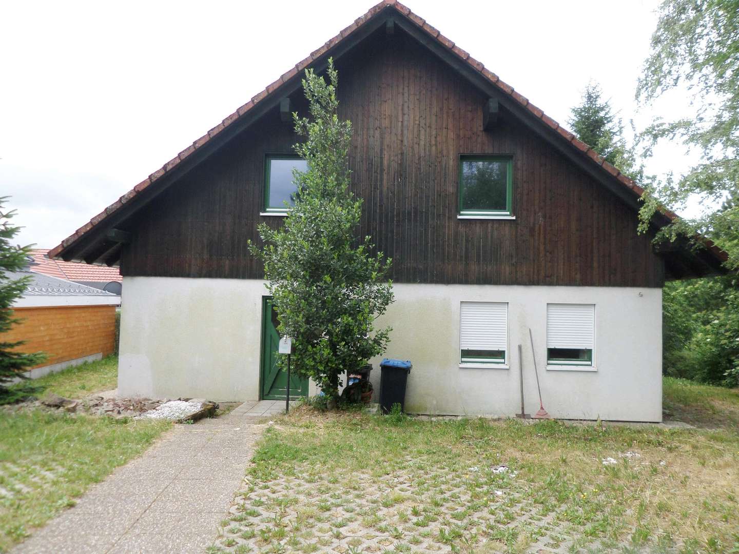 Hausansicht Eingangsbereich Hausansicht Eingangsbereich - Zweifamilienhaus in 79682 Todtmoos mit 132m² kaufen