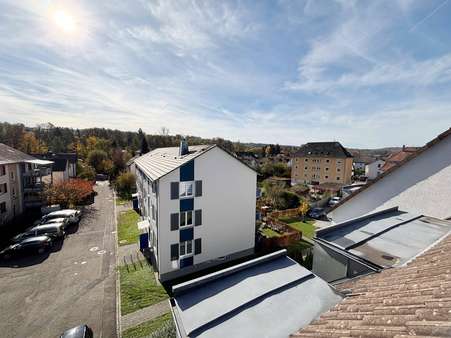 Der Ausblick vom Balkon - Maisonette-Wohnung in 79650 Schopfheim mit 124m² kaufen