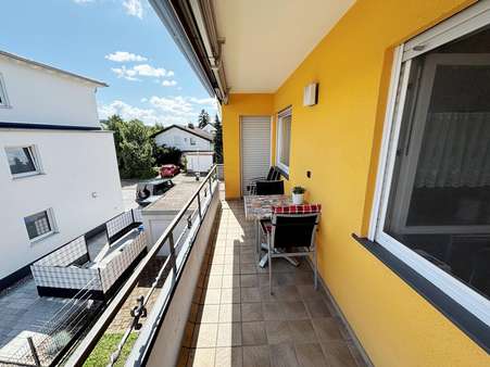 1. OG Balkon 1. OG Balkon - Mehrfamilienhaus in 79650 Schopfheim mit 237m² kaufen