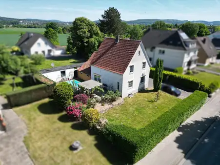 Reserviert! Top Lage - Einfamilienhaus mit Ausbaureserve, Carport, Garage und großem Grundstück...