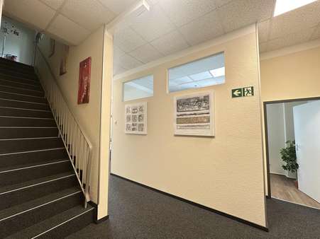 Gewerbefläche LBS Gewerbefläche LBS - Mehrfamilienhaus in 32545 Bad Oeynhausen mit 204m² kaufen