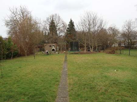 großer Garten - Einfamilienhaus in 32429 Minden mit 134m² günstig kaufen