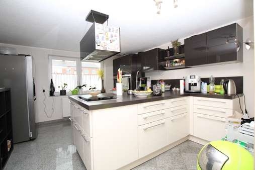 moderne Küche - Reihenendhaus in 59427 Unna mit 185m² kaufen