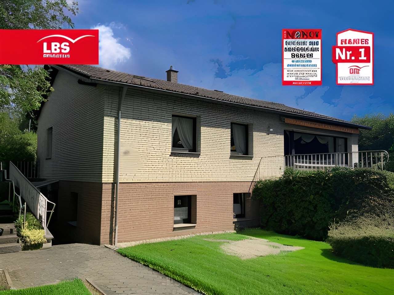 Südwest-Ansicht - Zweifamilienhaus in 59872 Meschede mit 180m² kaufen