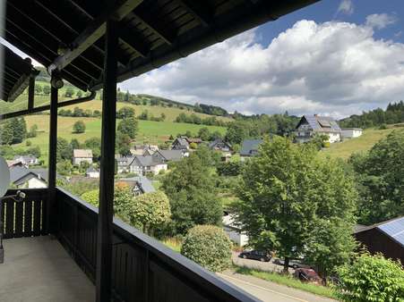 Blick vom Balkon - Einfamilienhaus in 59939 Olsberg mit 185m² kaufen