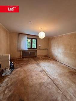Schlafzimmer - Souterrain-Wohnung in 45529 Hattingen mit 50m² kaufen