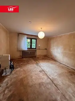 Gemütliche Souterrainwohnung mit Garage und Abstellfläche