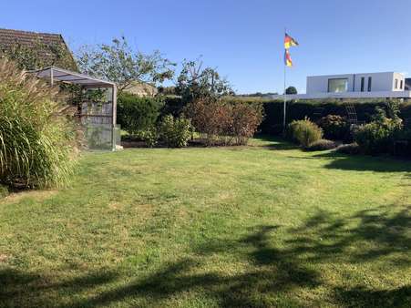 Garten - Mehrfamilienhaus in 33181 Bad Wünnenberg mit 590m² als Kapitalanlage kaufen