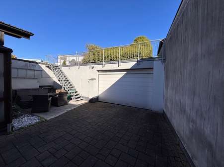 Garage Garage - Erdgeschosswohnung in 59755 Arnsberg mit 127m² kaufen