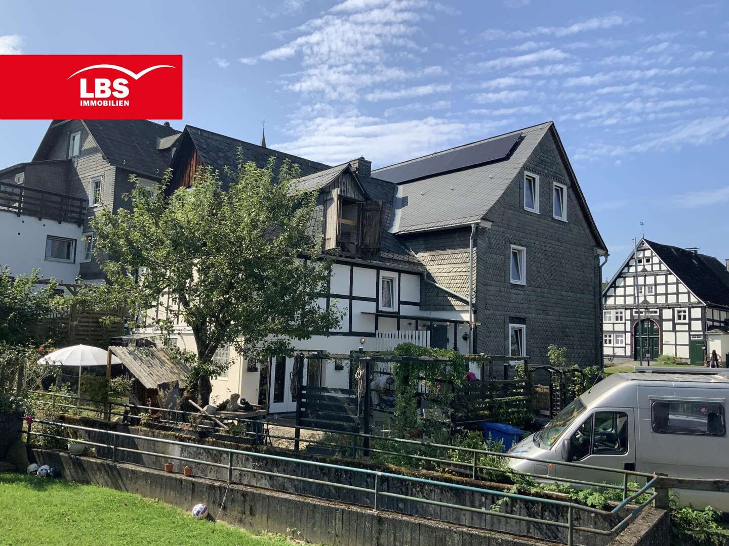 Nordostansicht - Einfamilienhaus in 59939 Olsberg mit 298m² kaufen