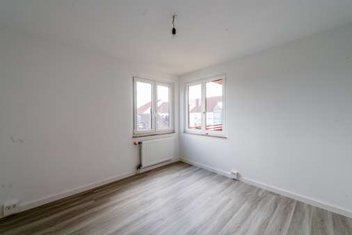 separates Zimmer Ebene 1 - Maisonette-Wohnung in 63329 Egelsbach mit 111m² günstig kaufen