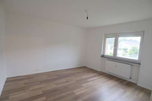 Schlafzimmer Bild 2 - Etagenwohnung in 63225 Langen mit 66m² kaufen