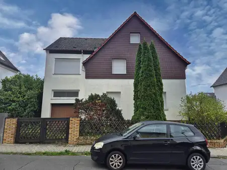 *Angebotsverfahren* Ein-Zweifamilienhaus auf Eckgrundstück in Dreieich Offenthal